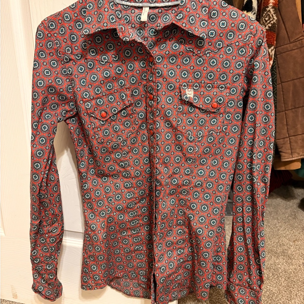 Cinch Red Patterned Button-Down Women's Shirt